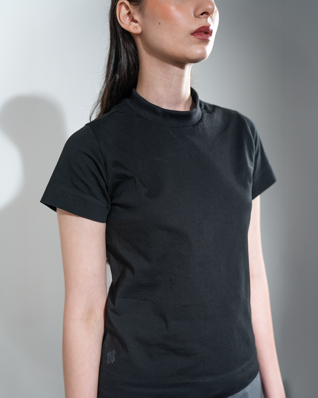 Women's crew neck tee